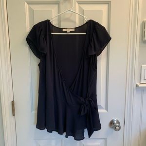 Loft wrap navy top